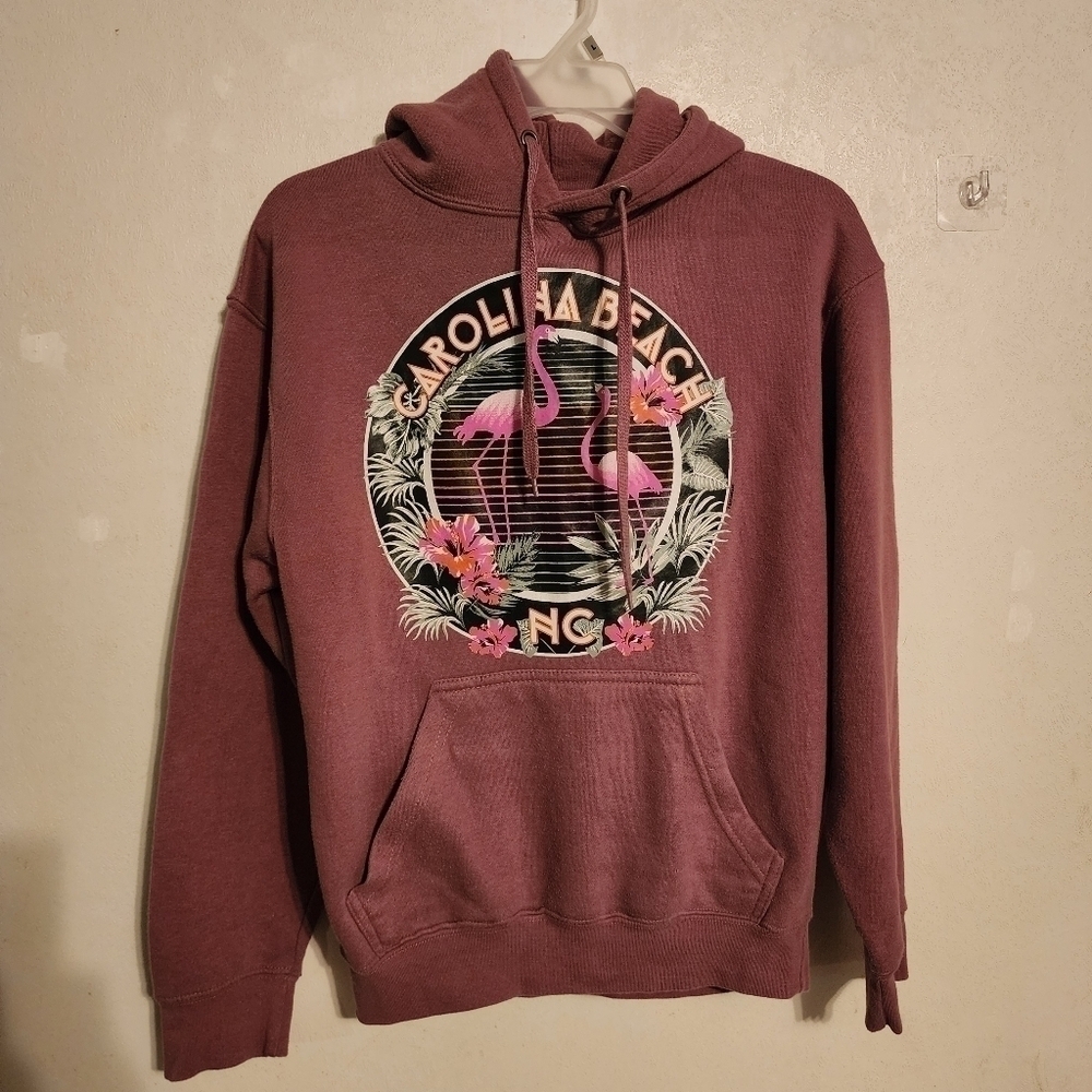 Pacific & Co The Perfect Hoodie Carolina Beach NC Graphic Size S